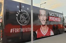 Frenkie de Jong wordt op unieke wijze uitgezwaaid door Ajax