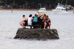 Nieuw-Zeelanders bouwen eiland om alcoholverbod te vermijden