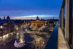 Dikste penthouse midden op de Dam, wie biedt?