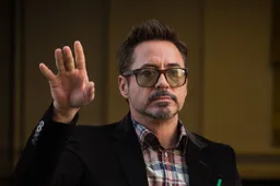 Robert Downey Jr. gaat in zijn nieuwe autoshow de aarde een handje helpen