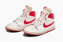 Ongewassen wedstrijdschoenen van Michael Jordan worden duurste sneaker ooit