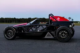 Ariel Atom 4 is een kart met een enorm bruut vermogen