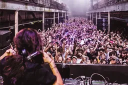 Audio Obscura blaast het dak van de Gashouder eraf in samenwerking met Peggy Gou en SKALAR