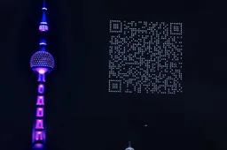 Honderden drones vormen gigantische QR-code in Shanghai