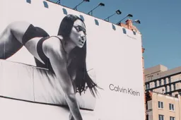 Megan Thee Stallion steelt de show in ondergoed van Calvin Klein
