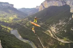 Lijpe gasten combineren de tofste extreme sporten