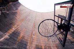 Dude breekt wereldrecord voor verste basketbalshot