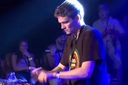 Deze dude killt de shit op het Beatbox Battle World Championship