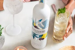 Genieten in optima forma met de nieuwe Belvedere Summer Bay vodka