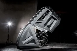 Berg jouw motor veilig op in deze ultrahandige BikeBox