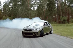 De BMW F22 Euro Fighter hoort thuis in een oorlogsgebied