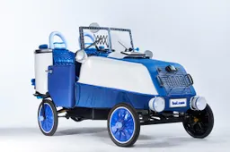 Bol.com bouwt met de Winkelwagen auto ter ere van 18e verjaardag