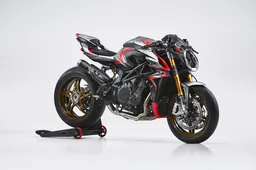 MV Agusta Brutale 1000 Nürburgring knalt zo door de geluidsbarrière