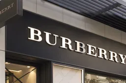 Het kleurrijke debuut van Daniel Lee bij Burberry