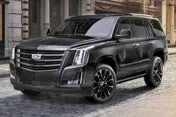 De Cadillac Escalade Sport Edition geeft een sportieve touch aan een lompe boot