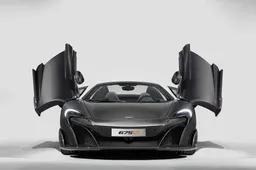 Deze zeer exclusieve McLaren 675LT is volledig van carbon