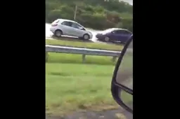 Idiote spookrijder veroorzaakt zieke crash