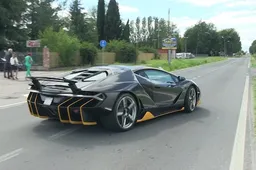 Lamborghini Centenario voor het eerst in het wild gespot (en gehoord)