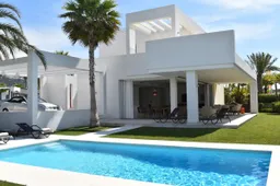 Airbnb’s most special: Luxe moderne villa bij Marbella