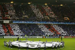 Deze man werd overdonderd met de Champions League anthem op zijn bruiloft