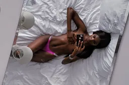 Leomie Anderson is een knappe vrouw waarmee je zaken kan doen