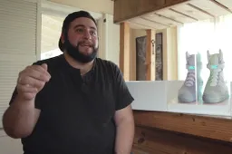 Lucky guy kocht Nike Mags voor 50 dollar en kan ze verkopen voor meer dan 50K