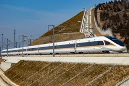 Deze razendsnelle trein gaat de Olympische atleten vervoeren in 2022
