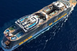 Op het grootse schip ter wereld heb je GPS nodig om je kamer terug te vinden