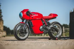 Deze uitgeklede Ducati Scrambler is perfectie op twee wielen