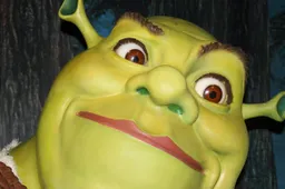 Je kunt binnenkort losgaan op een zieke Shrek Rave in Amsterdam