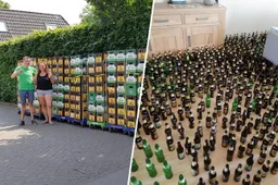 Vriendengroep zet 8832 lege bierflesjes in het huis van kersverse bruidspaar