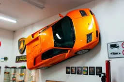 Deze Lamborghini is de perfecte muurdecoratie