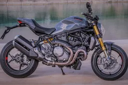 De Ducati 2017 Monster 1200 S is een beest