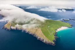 Het Ierse-eiland Great Blasket zoekt een duo om het eiland te onderhouden