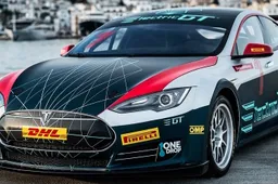 Tesla bouwt belachelijk snelle raceversie van de P100 D