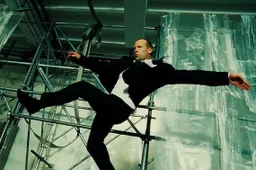 Alle trappen van Jason Statham. Ever.