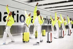 Bagage personeel British Airways eert Freddie Mercury