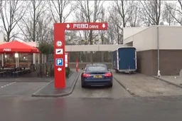 Afgelopen zaterdag is de eerste Febo drive through geopend