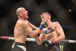 Alexander Gustafsson slaat Glover Teixeira KO en verrast daarna het hele stadion