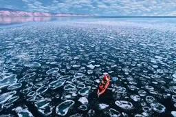 Baikalmeer is het oudste en diepste meer ter wereld en levert waanzinnige plaatjes op in de lente