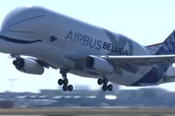 Airbus presenteert BelugaXL die eruit ziet als een witte dolfijn
