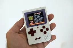 BittBoy is de Game Boy die echt in je broekzak past