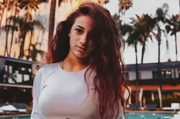 "Cash Me Outside" chick verdient bakken met geld na idioot Dr. Phil optreden