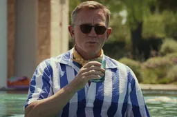Daniel Craig maakt zijn naam waar in Netflix-knaller ‘Glass Onion: A Knives Out Mystery’