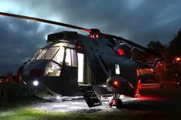 In Schotland overnacht je in deze Royal Navy helikopter van 17 meter lang
