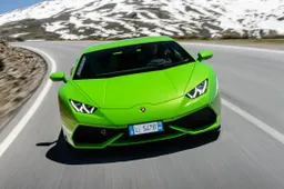 Lamborghini Hurácan sloopt autobahn en jij bent de bestuurder