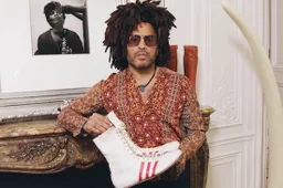 Lenny Kravitz showt zijn huis in Parijs en legendarische verzameling