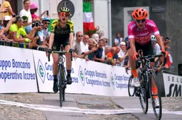 Wielrenster juicht te vroeg voor overwinning en Marianne Vos gaat ermee vandoor