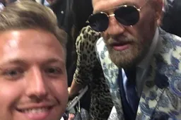 Vlogger sneakt Mayweather vs. McGregor binnen en krijgt 100.000 dollar zitplek