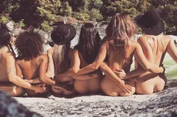 Inspirerend Insta-account Naked in Nature toont de beste vakantiefoto's